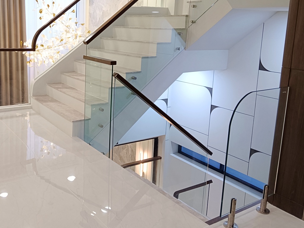 ราวบันได ราวระเบียง ราวกันตก